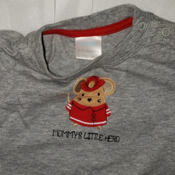 Mommys little hero - Picture 3 of 4